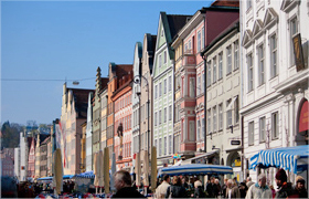 Haeuserfassade-Altstadt-Landshut